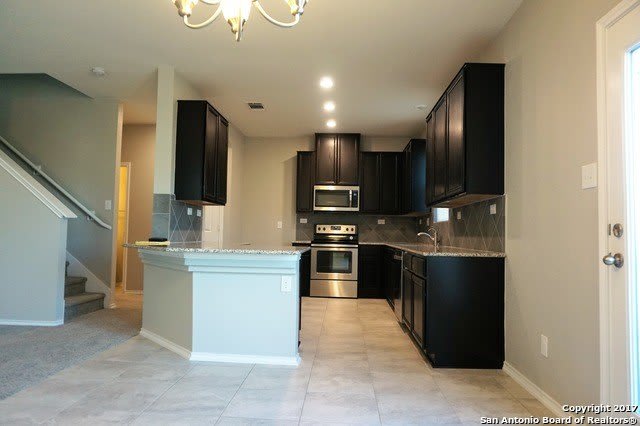 2610 GREEN LEAF WAY – photo 5
