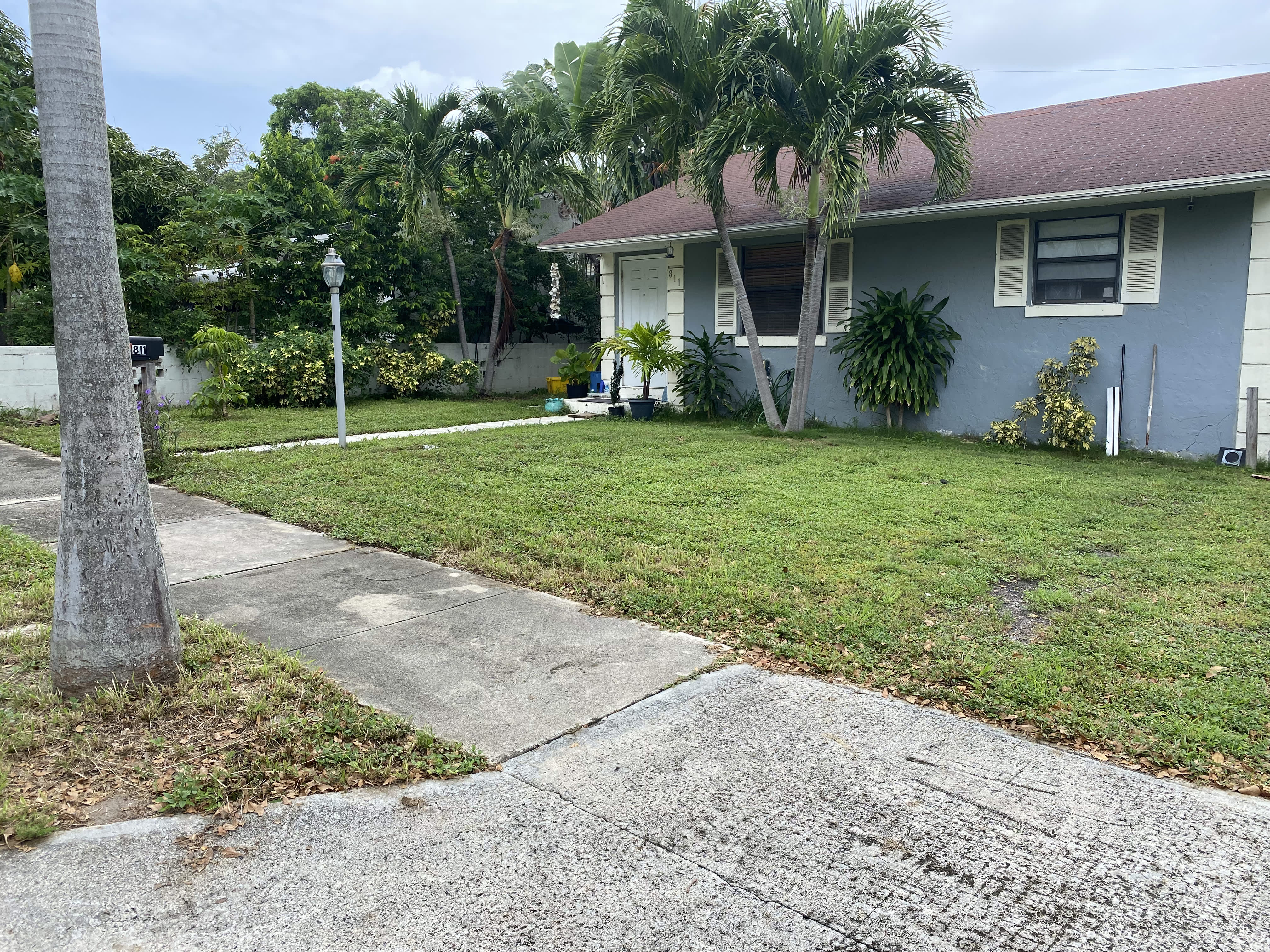 811 32nd Street – photo 1