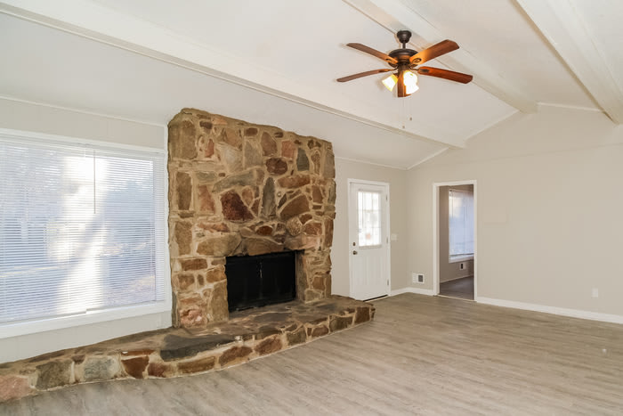 2824 Knightbridge Road – photo 4