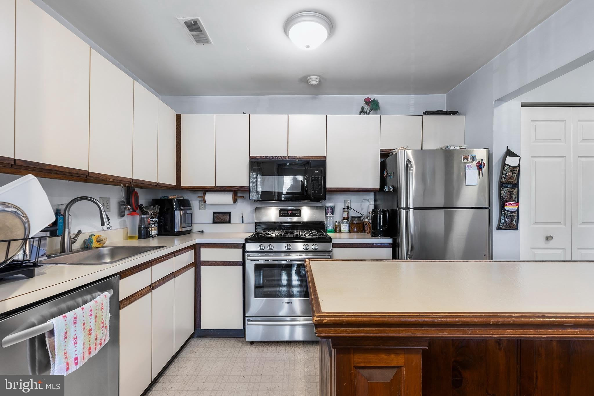 1102 Diamond Drive – photo 5