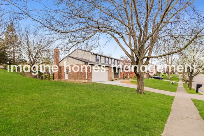 676 Harcourt Drive – photo 3