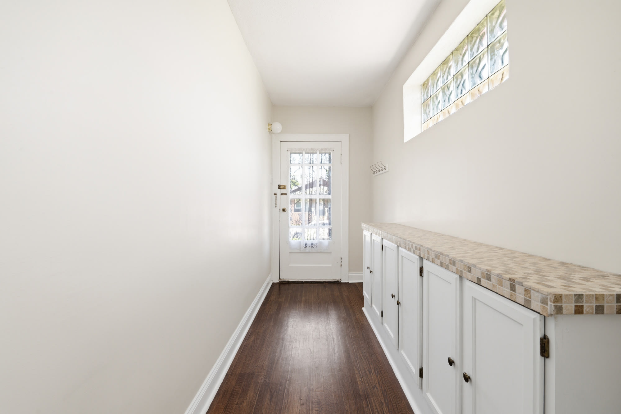 4916 Robert Avenue – photo 1