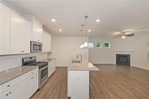 124 Bryon Lane – photo 2
