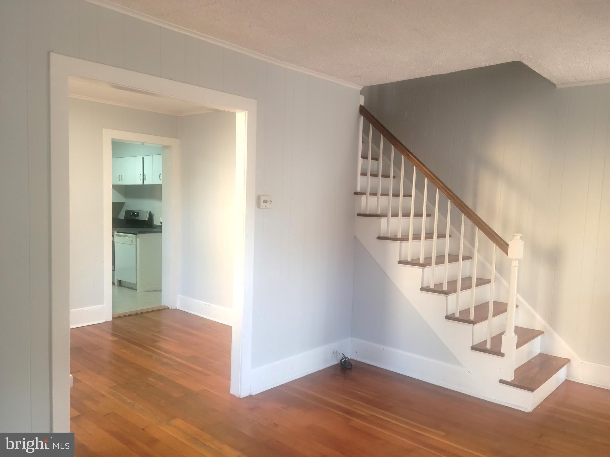 41 MODEL Avenue – photo 3