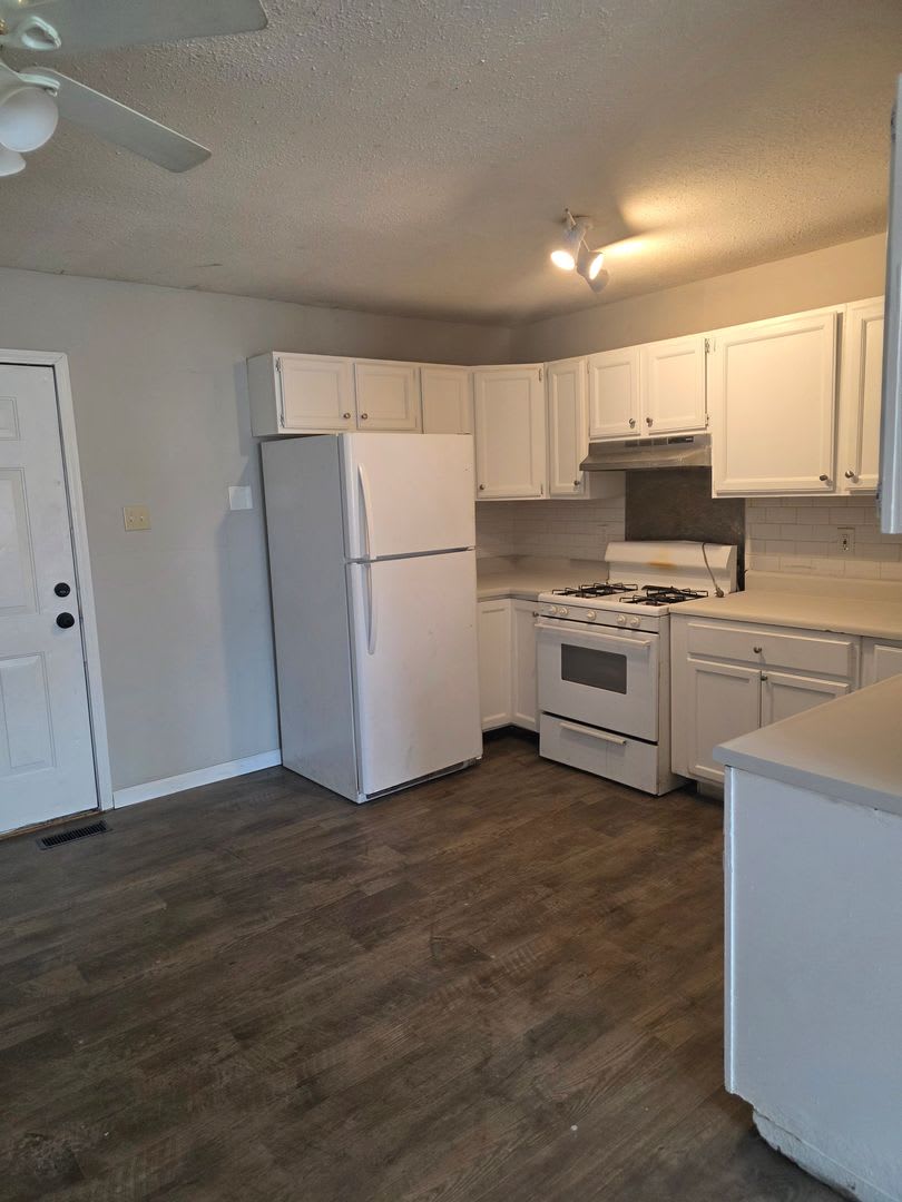 Spacious 3br 1 ba! – photo 3