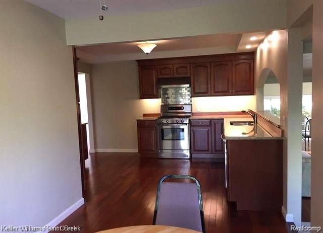 1886 Ruby Avenue – photo 5