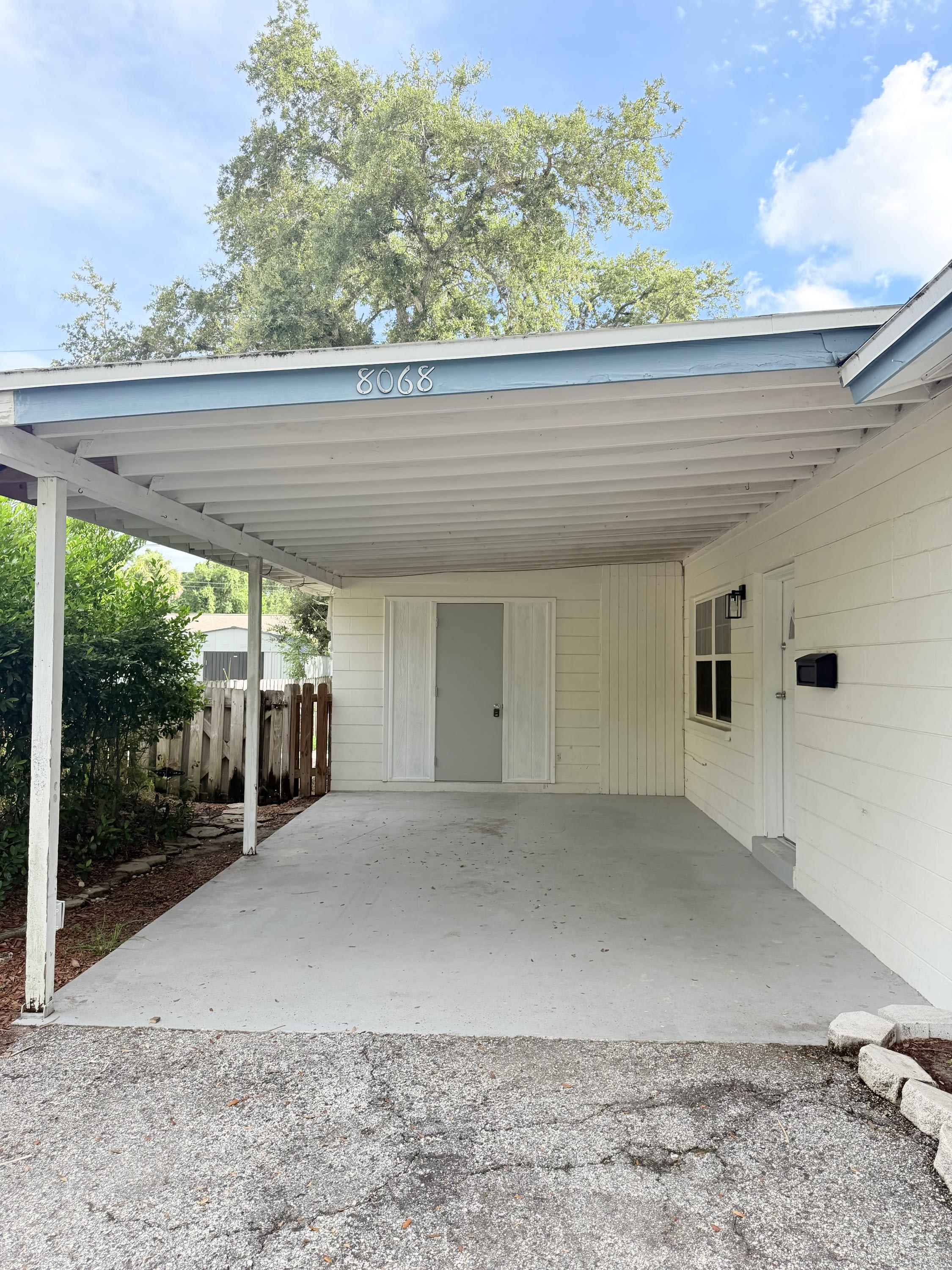 8068 23Rd Avenue North – photo 3