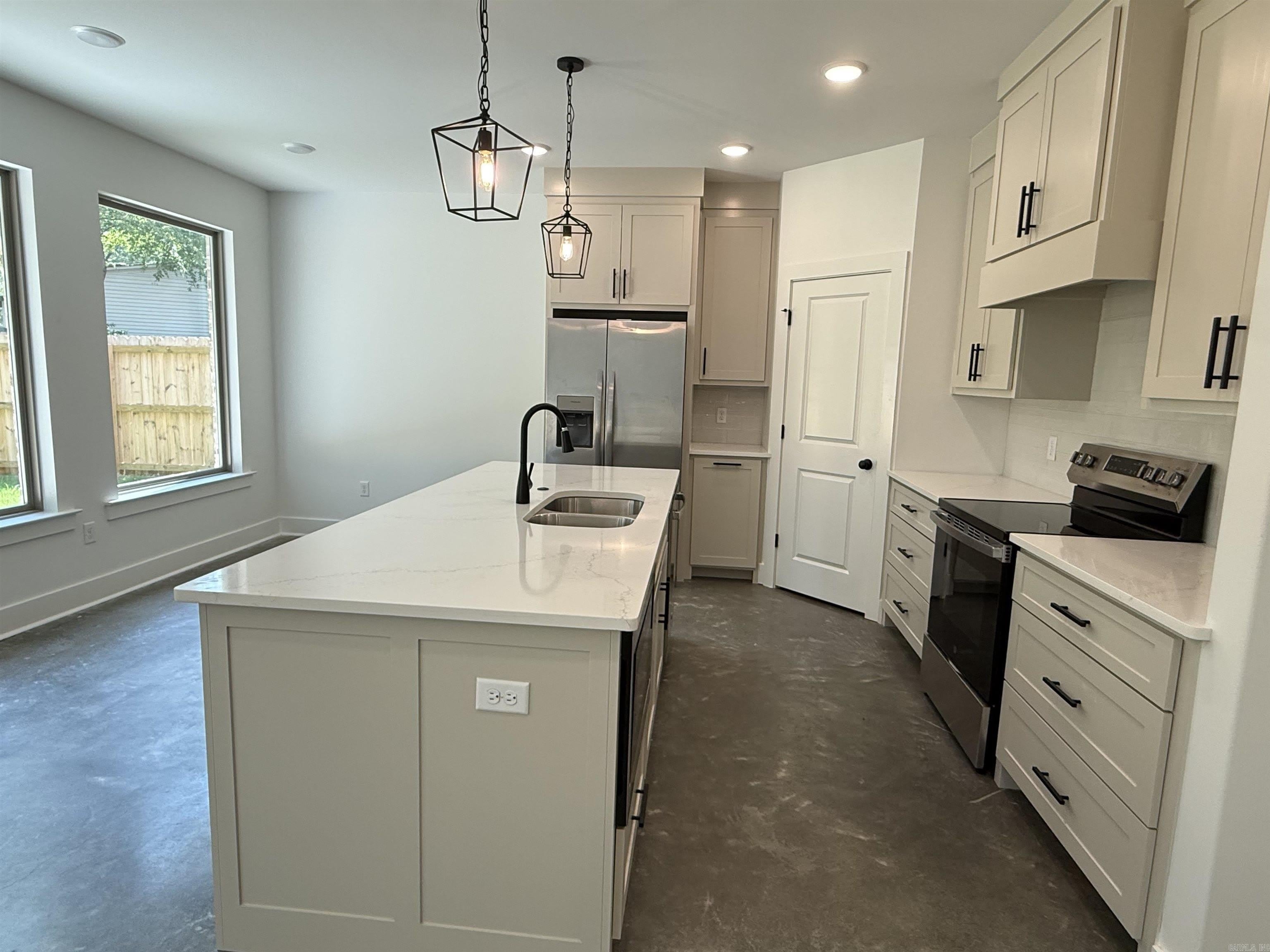 414 Prickett Road – photo 3
