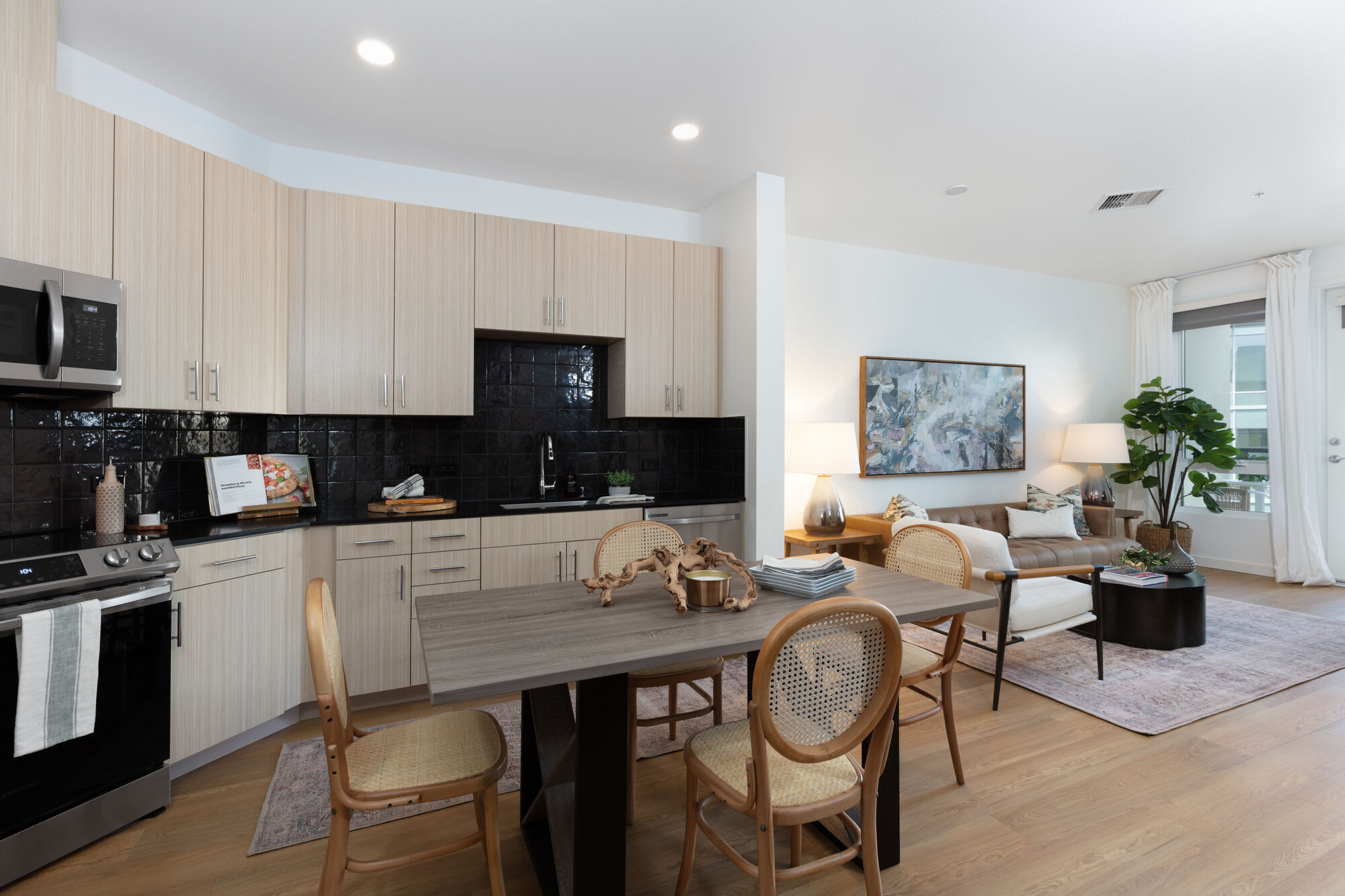 Station 16 Apartments – photo 4