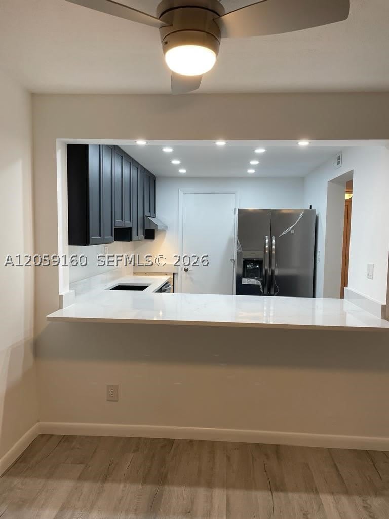 120 Royal Park Dr – photo 4