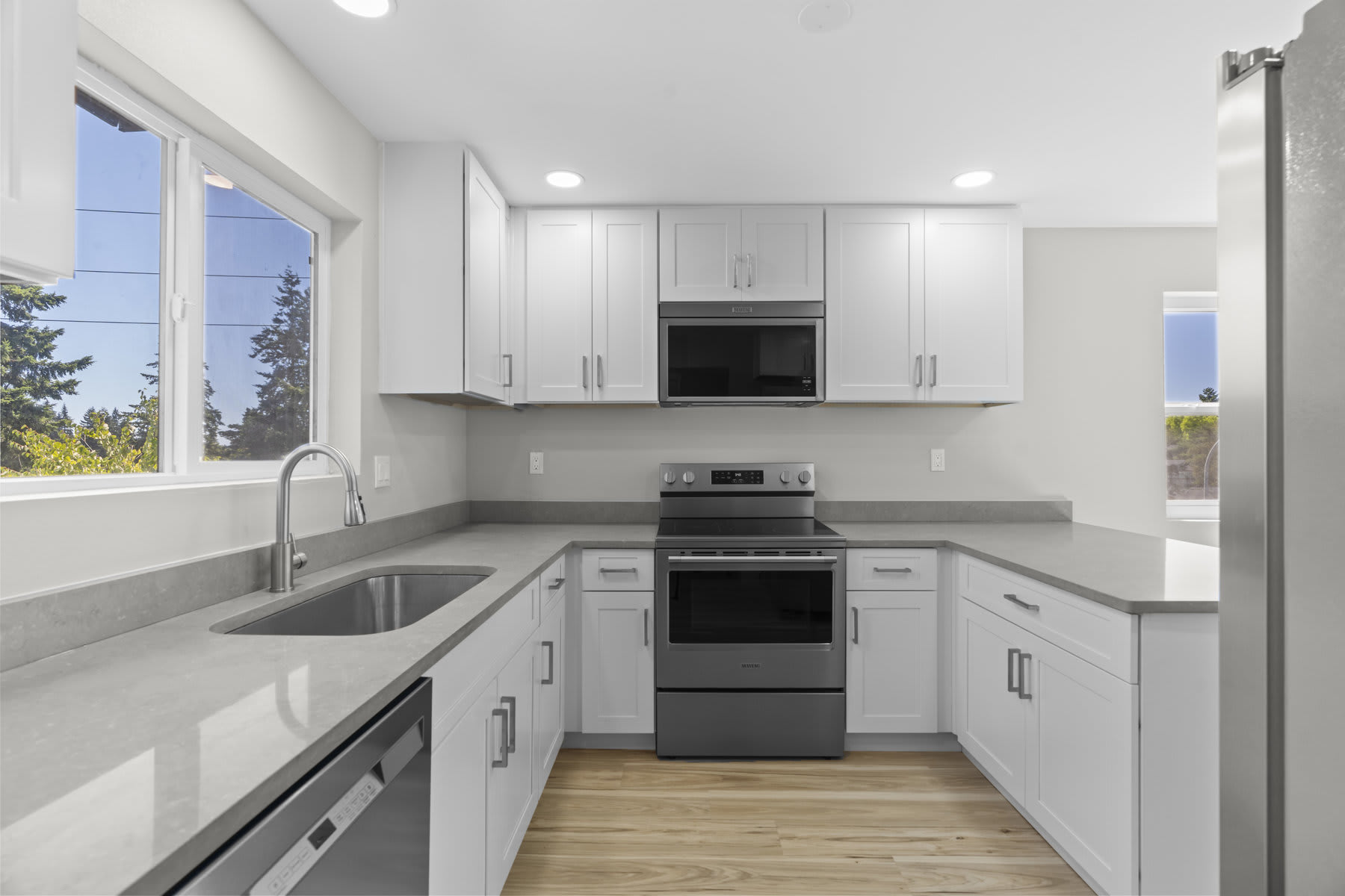 14204 Lake Hills Boulevard – photo 5