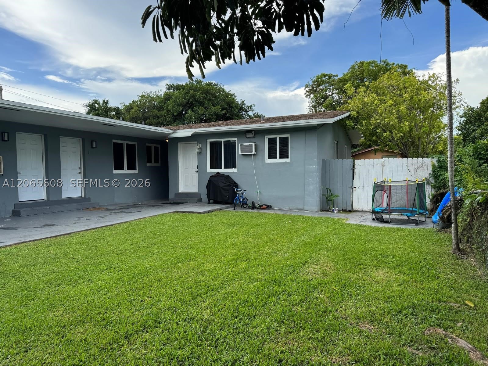 1864 NW 28th St – photo 5