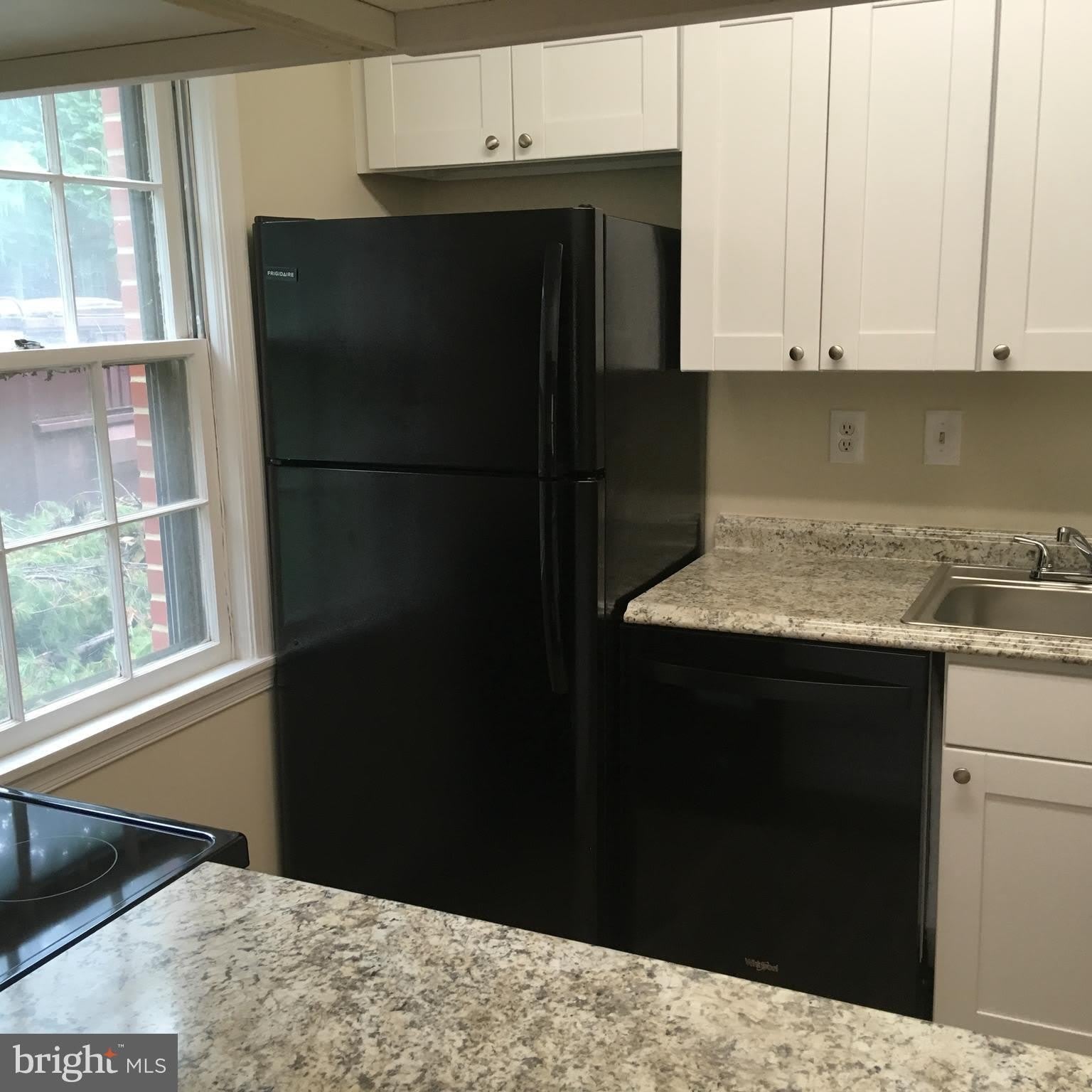 2055 38Th Street Se – photo 4