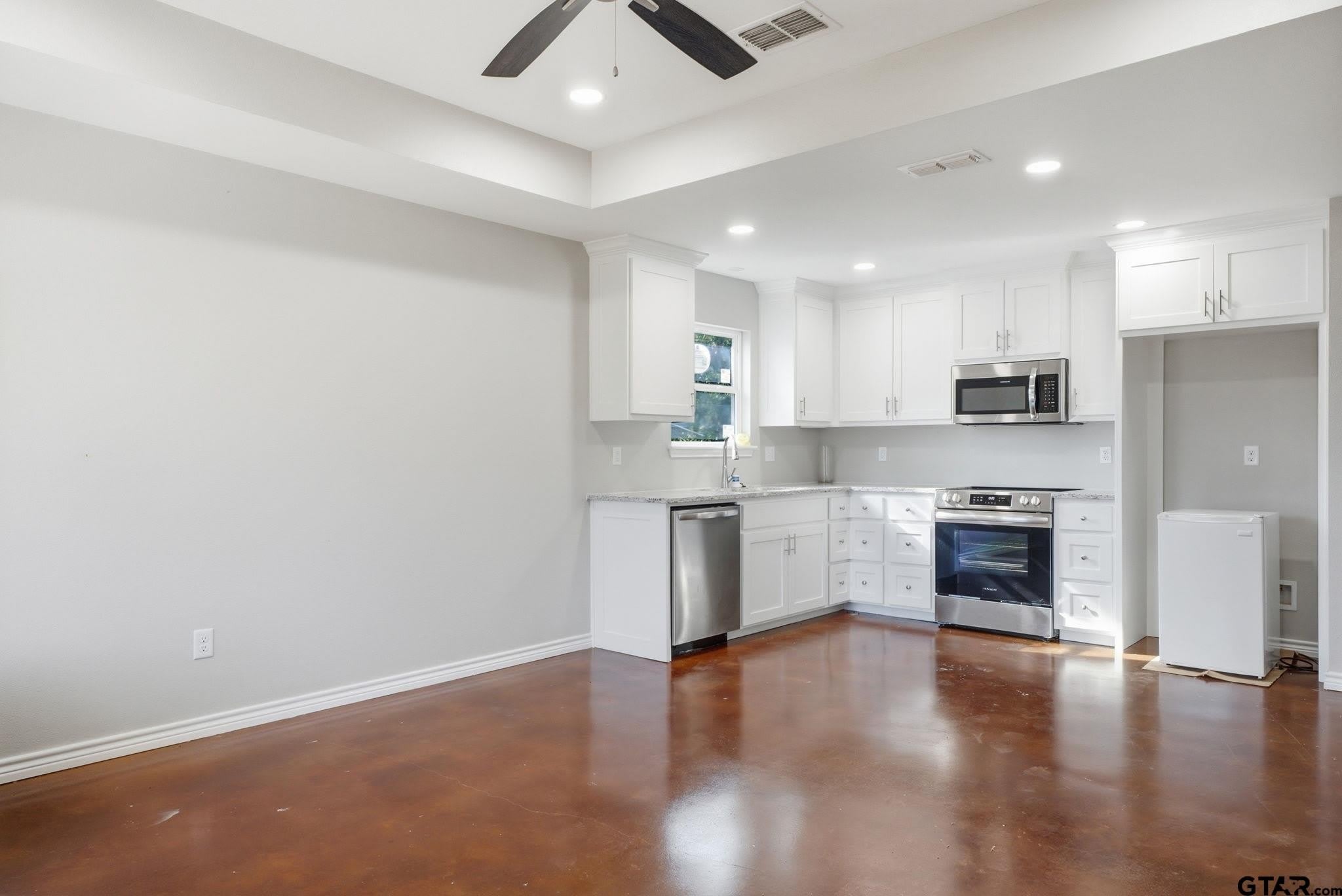 336 Timberline Dr – photo 4