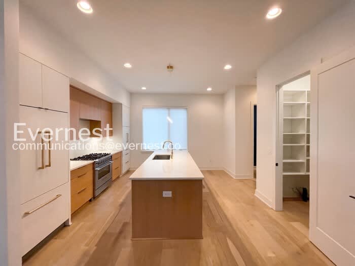 1400 Arthur Avenue – photo 5