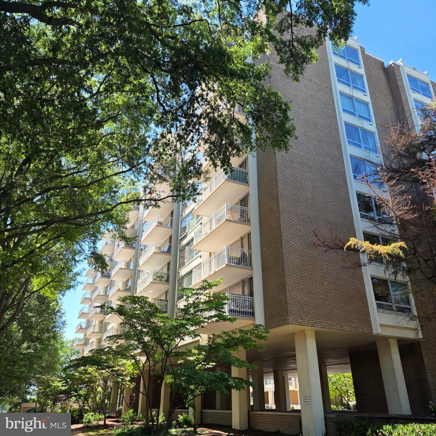 1435 4TH ST SW #B617 – photo 1
