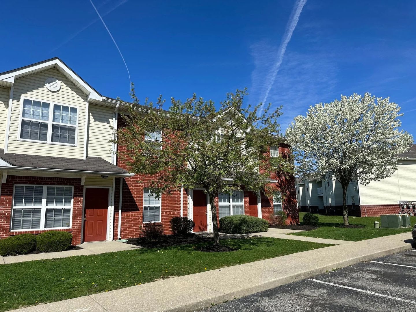 Minutes to Downtown********** Rent $1525/month*********Peaceful Living – photo 5
