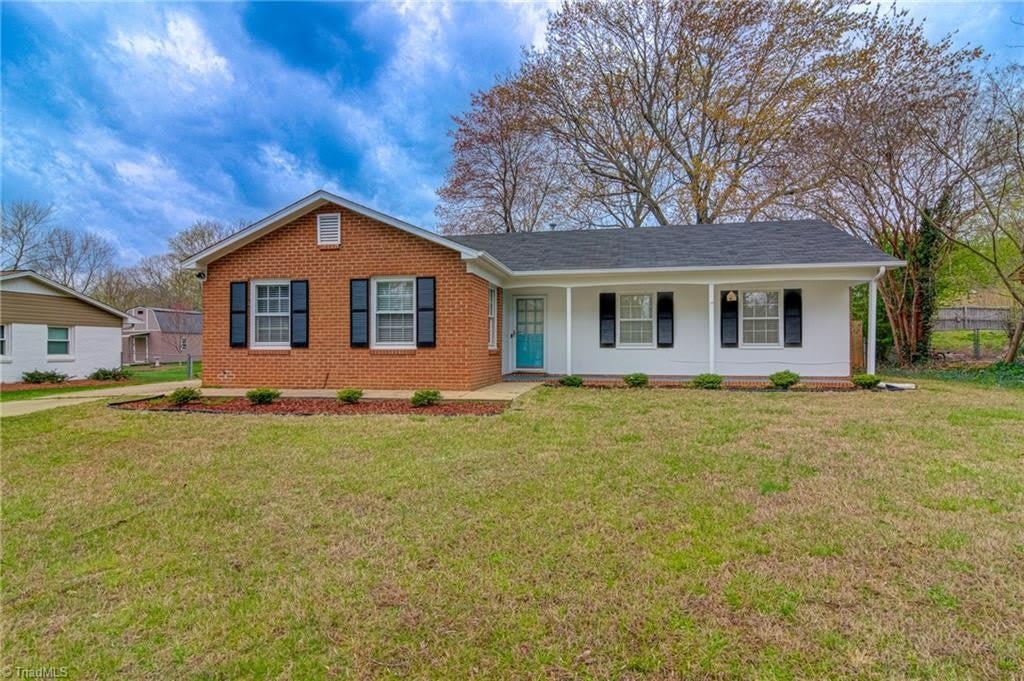 5417 Ropley Drive – photo 2