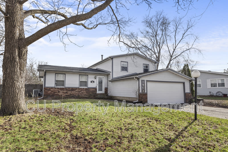 1903 Sumac Drive – photo 3