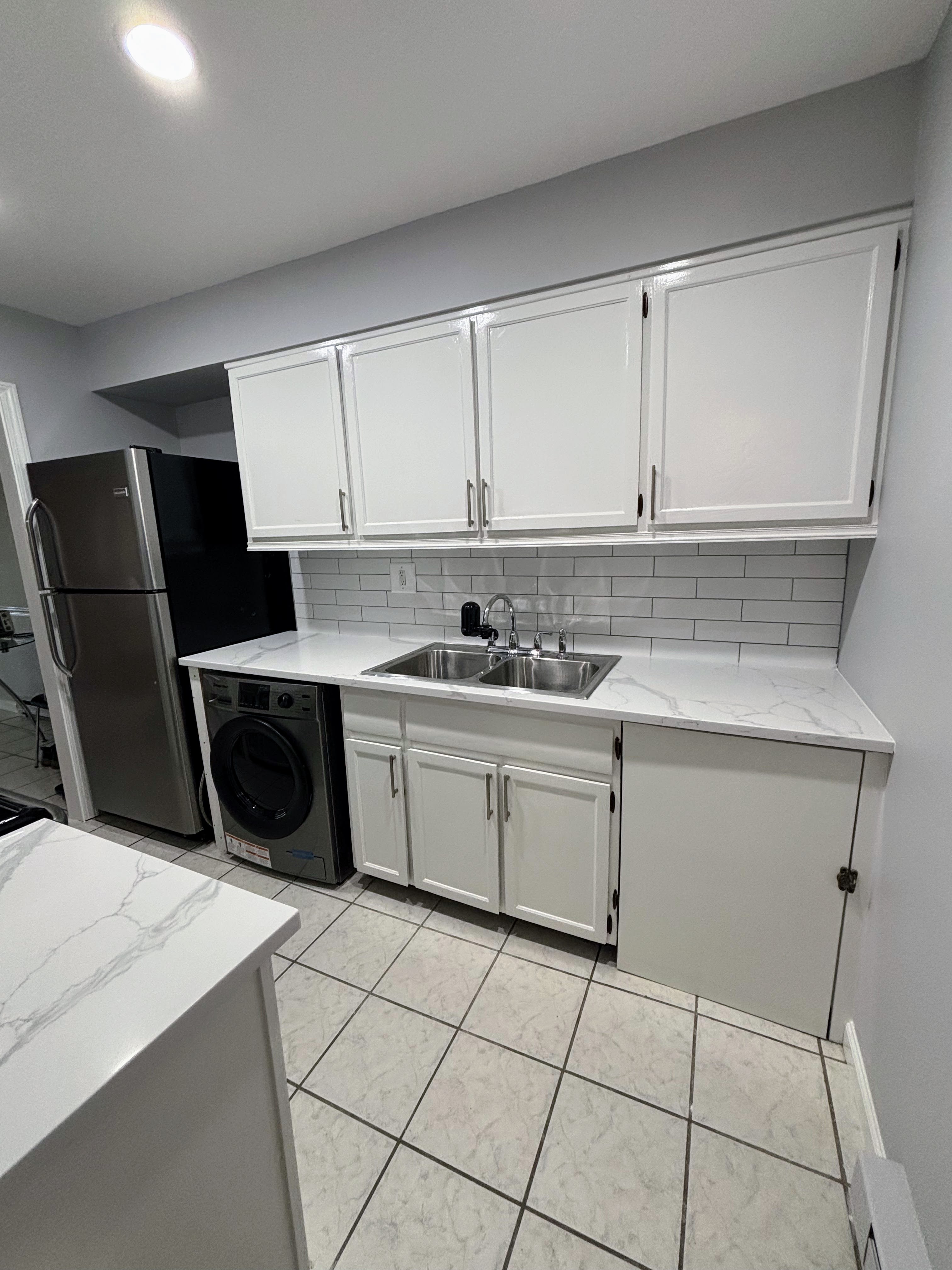 164 Kennedy Drive – photo 1