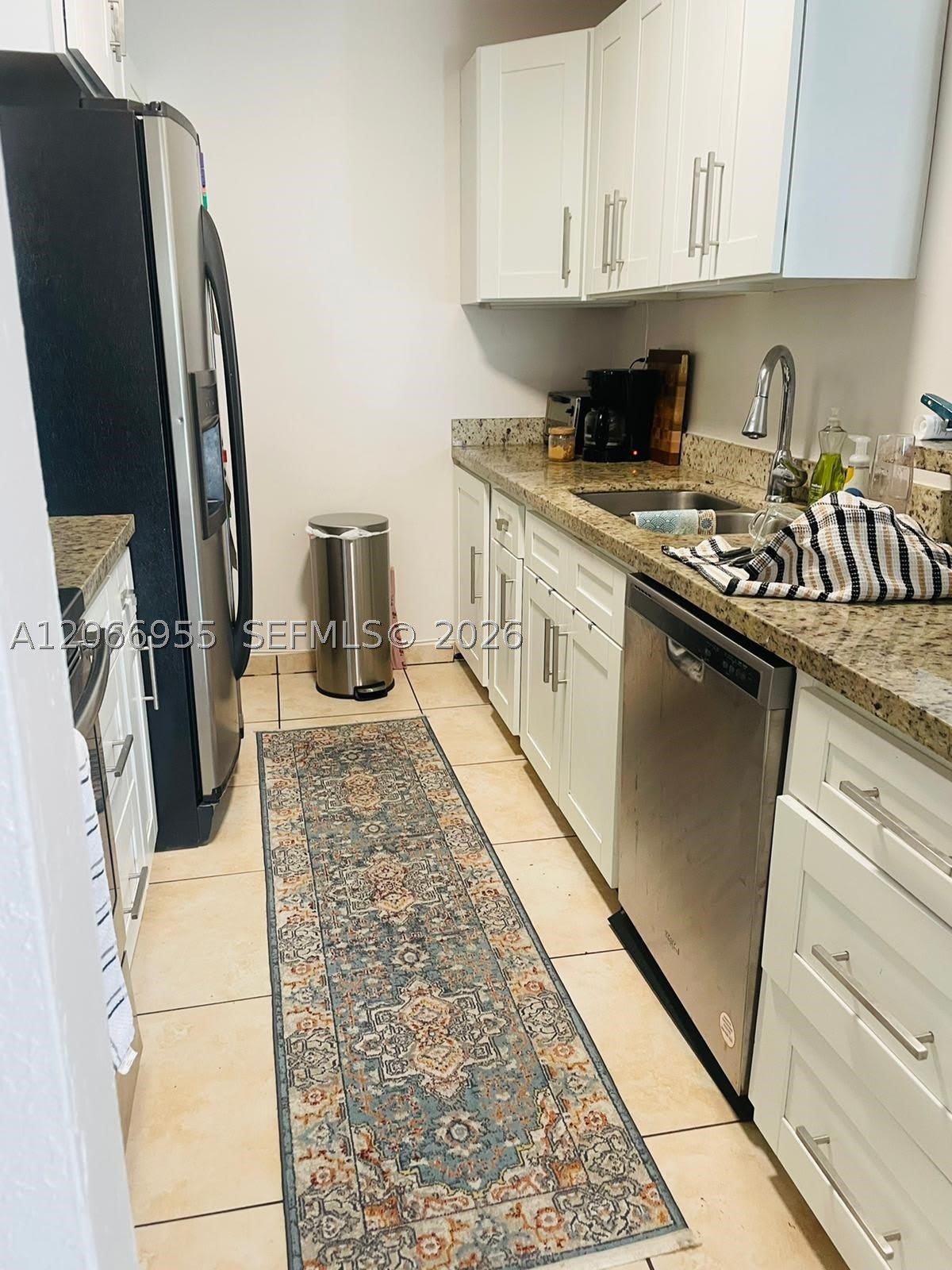 10393 N Kendall Dr – photo 3