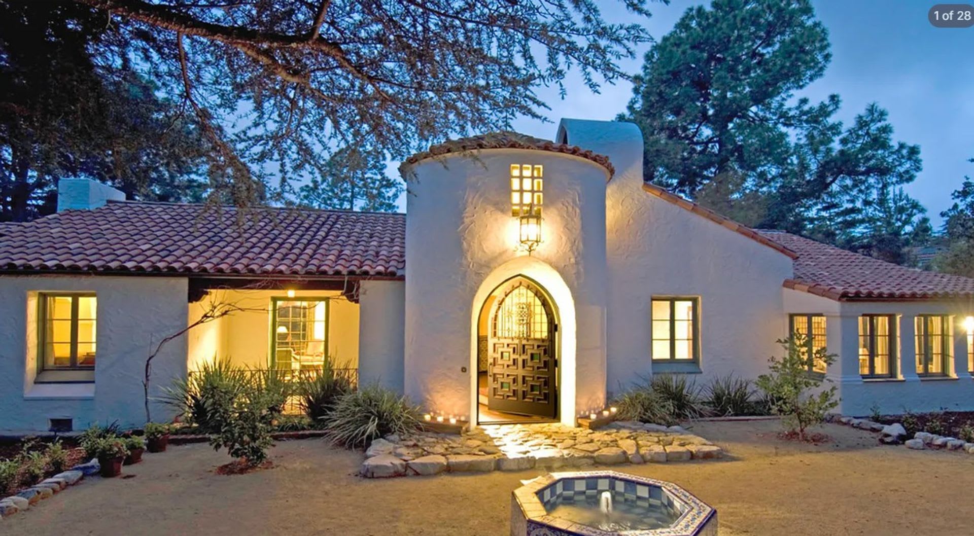 Remarkable Spanish Estate with Flexible Bedrooms and Studios – photo 1