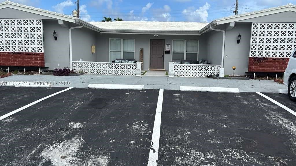 1120 NE 24th Ave – photo 2