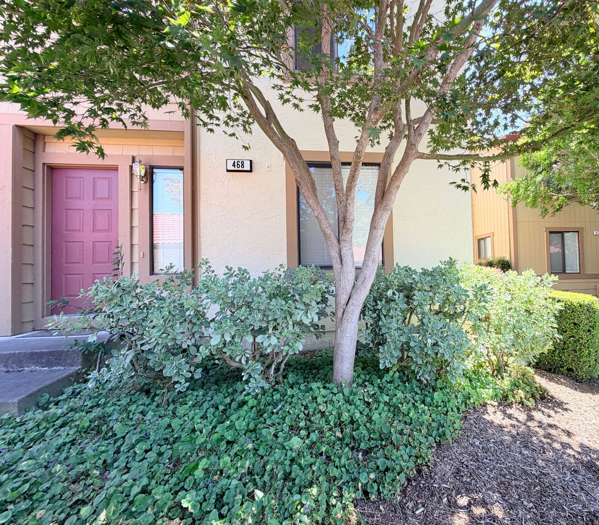 Charming Two-Story Petaluma Home – Private Yard & Community Amenities – photo 1