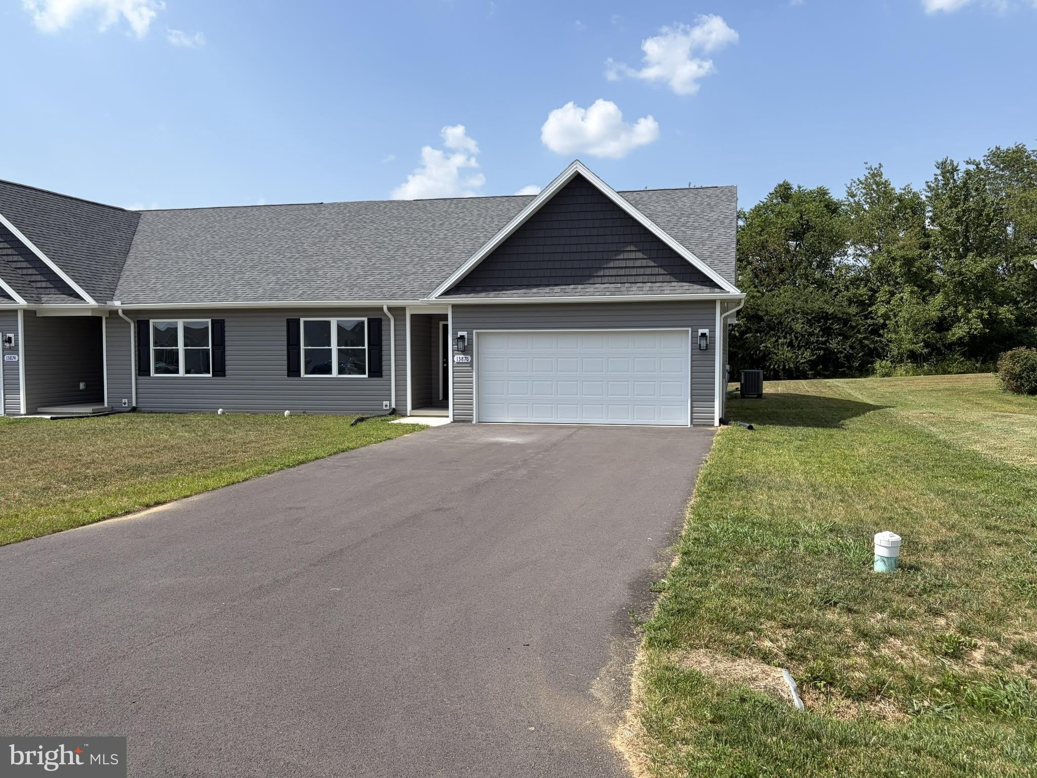 13876 PATRIOT Way – photo 2