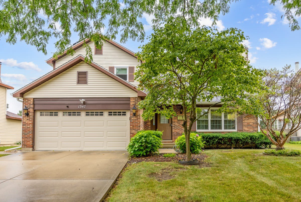 1347 Rose Boulevard – photo 1