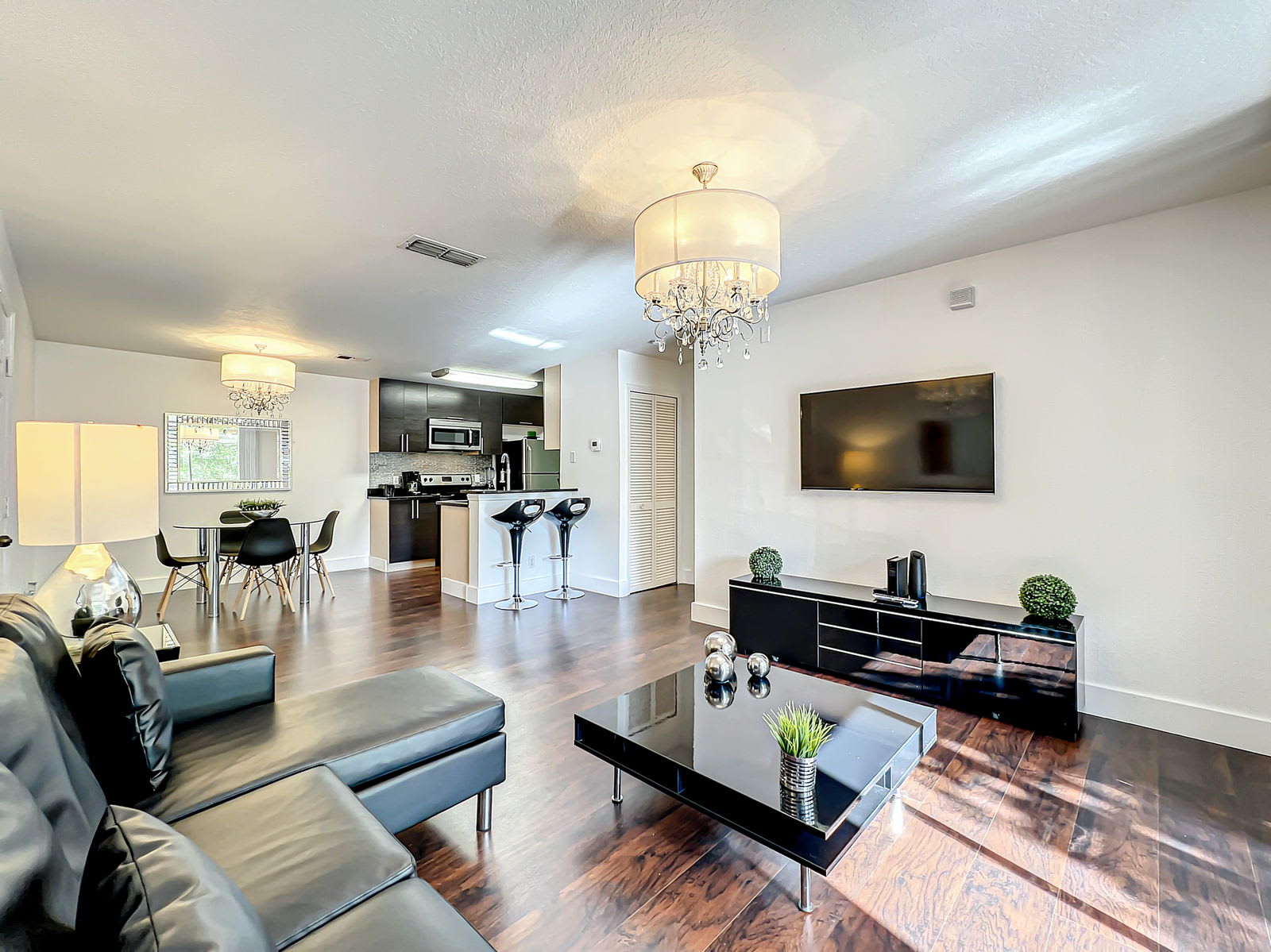 7630 Pissarro Drive – photo 3