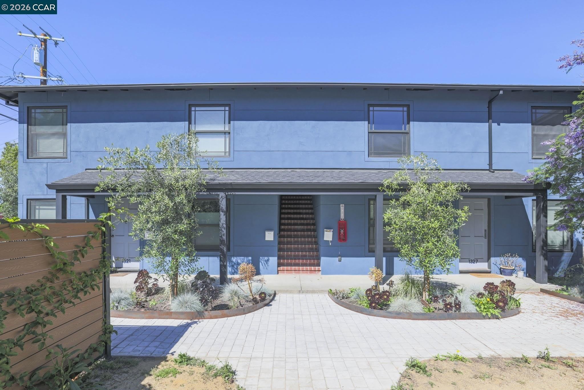 1325 Hopkins St – photo 2