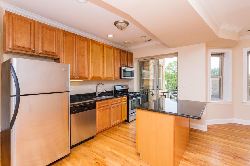 3510 West Cortland St – photo 3