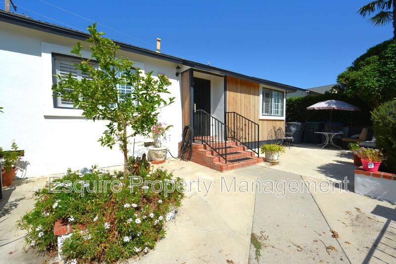 165 WILSON AVE – photo 2