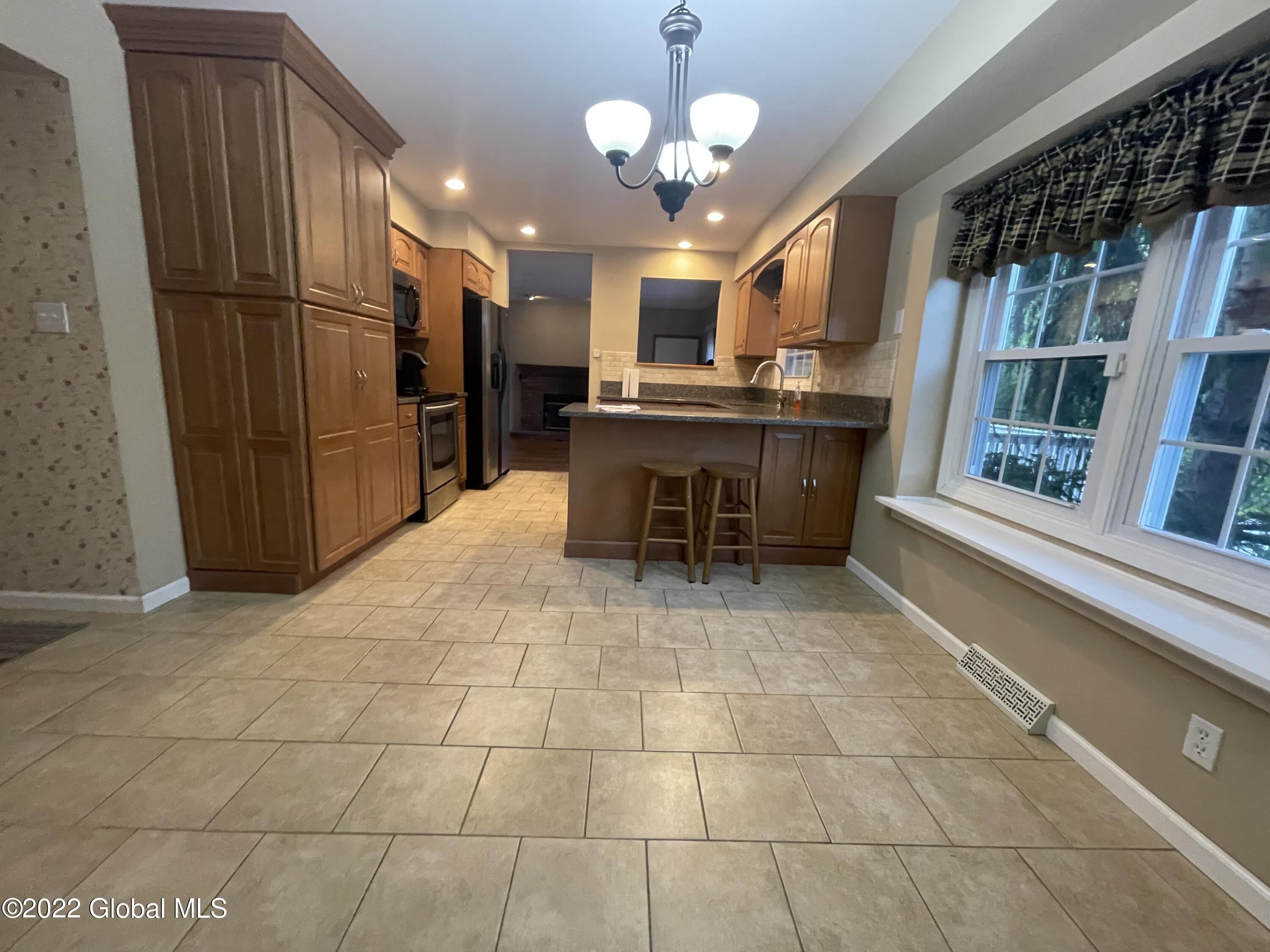 63 Swatling Road – photo 5
