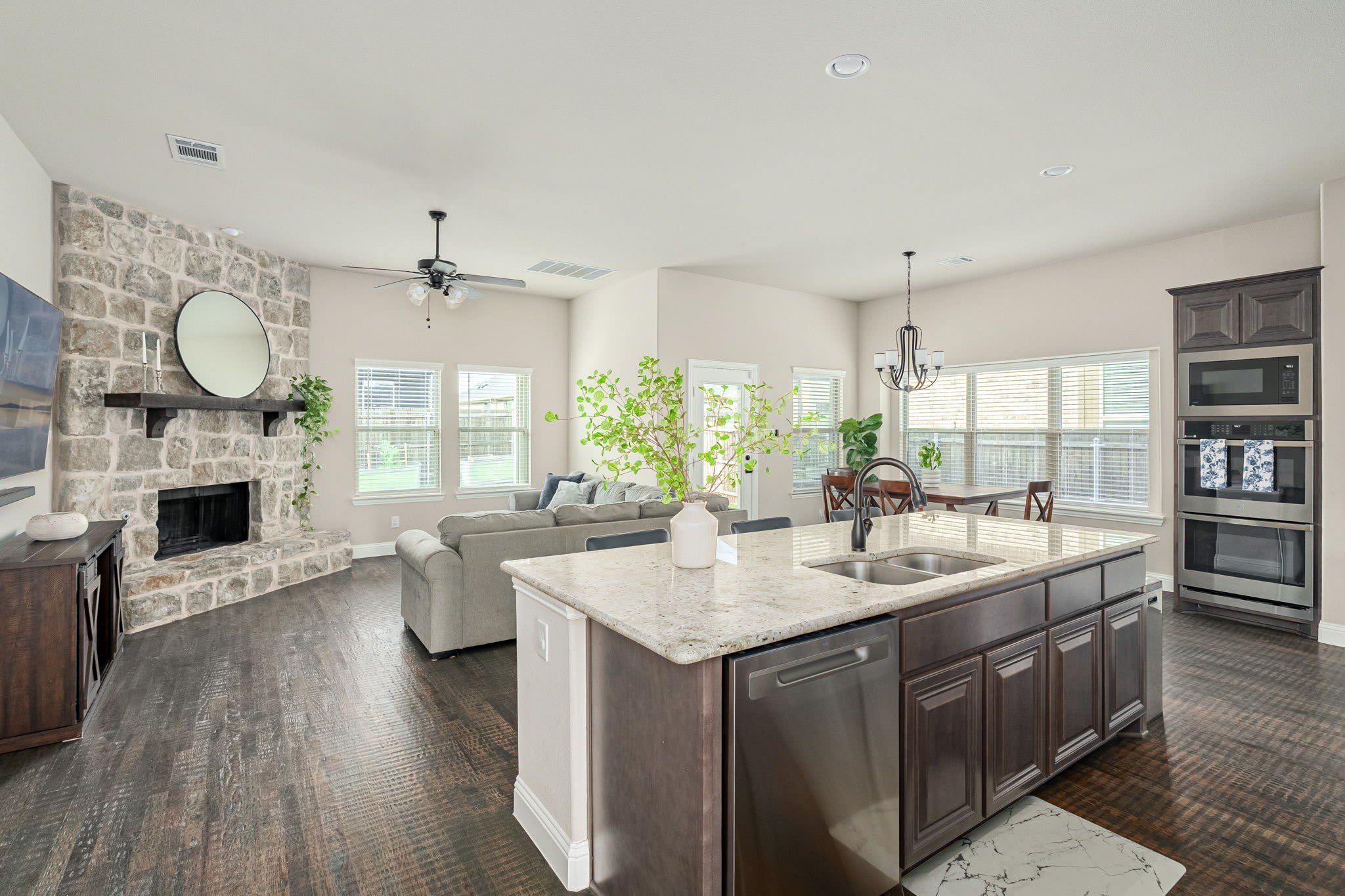 209 Michael Drive – photo 4