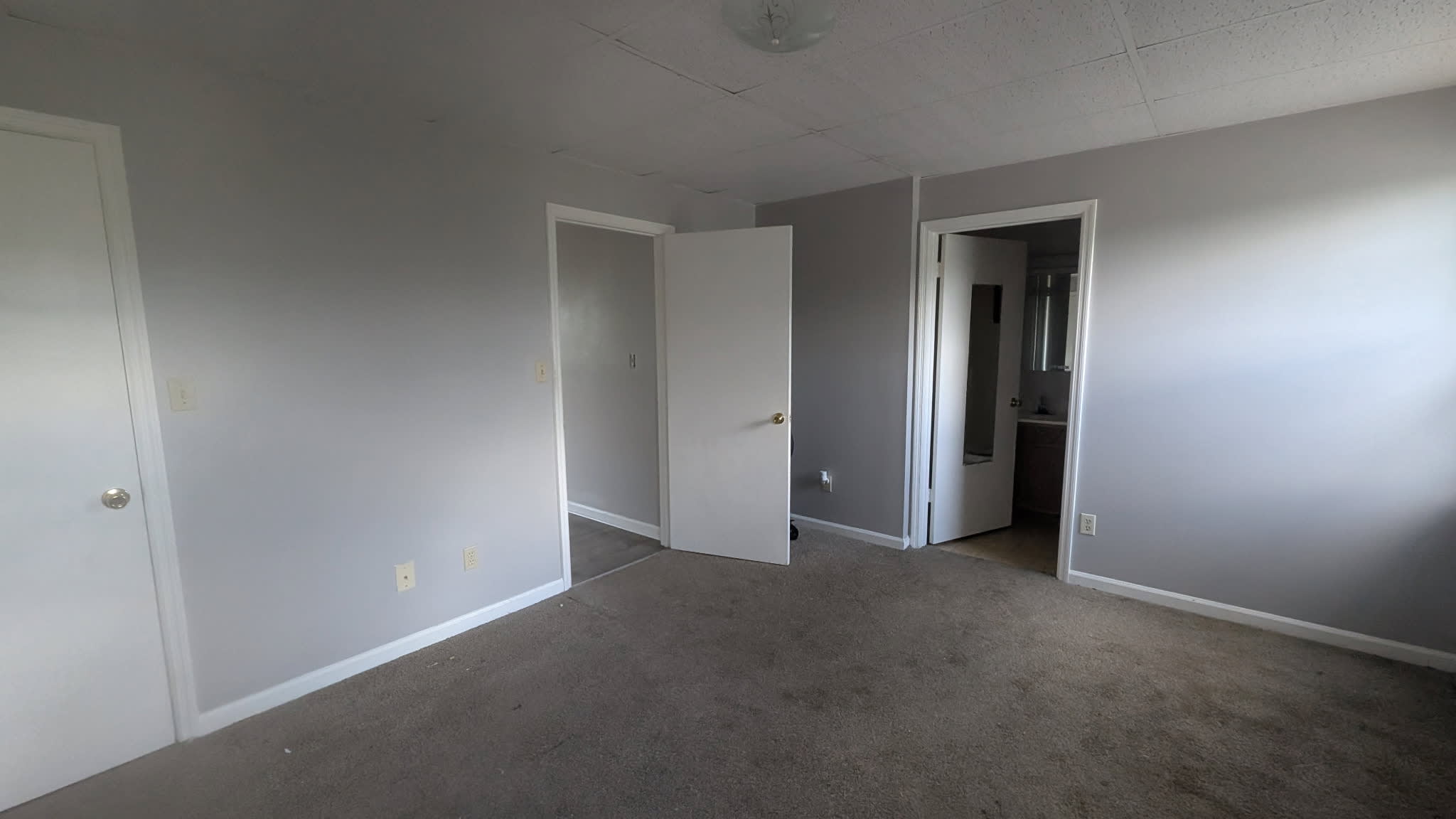 430 Britton Avenue, Apt #4 – photo 5
