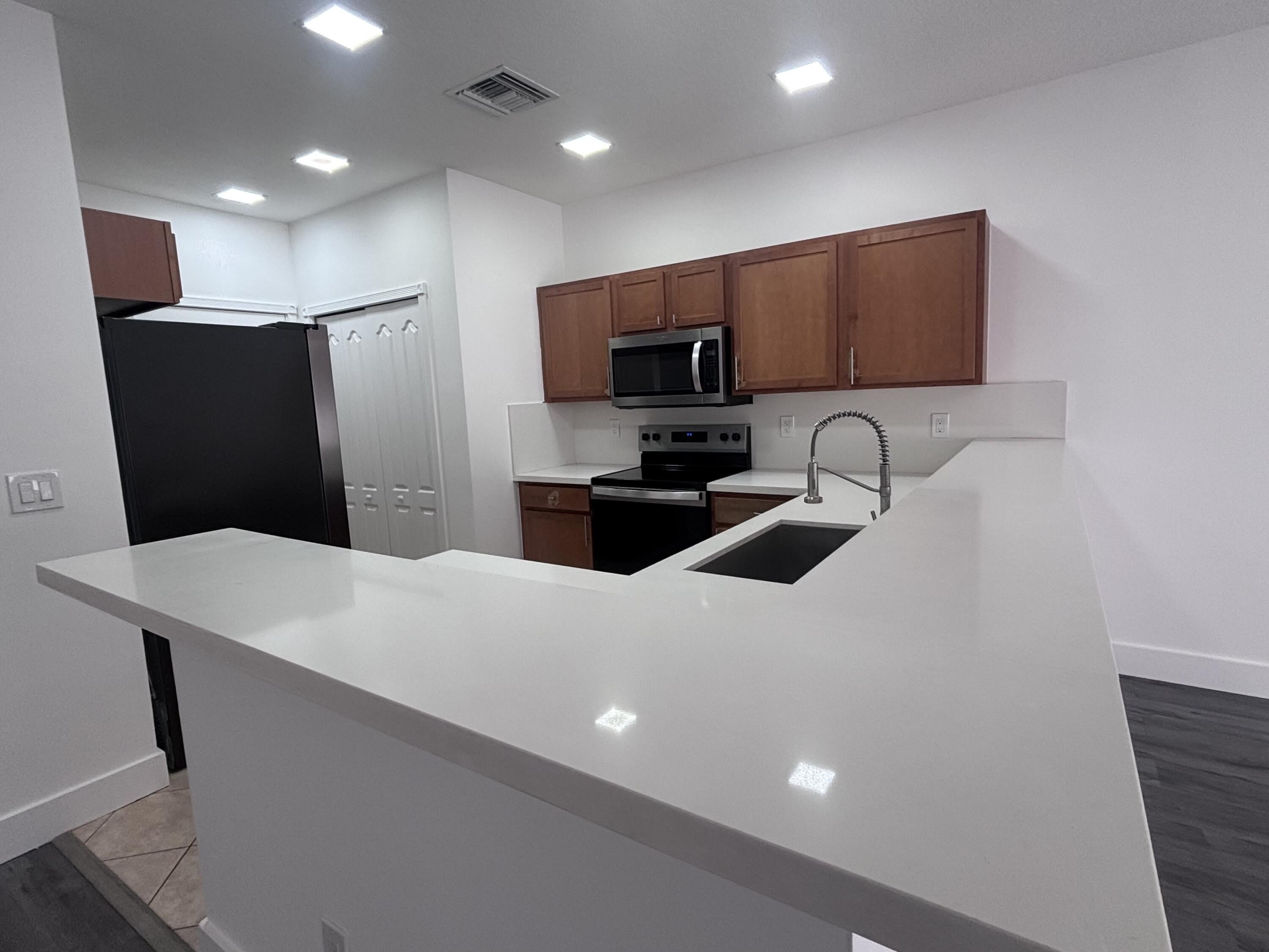 3904 Sabal Way – photo 4