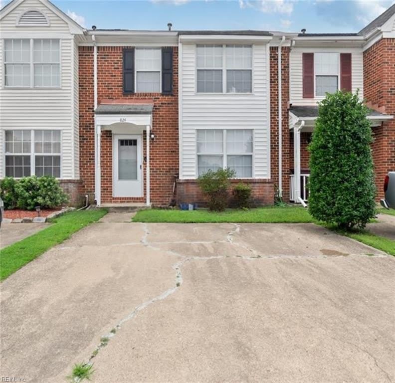 824 Nottaway Drive – photo 1