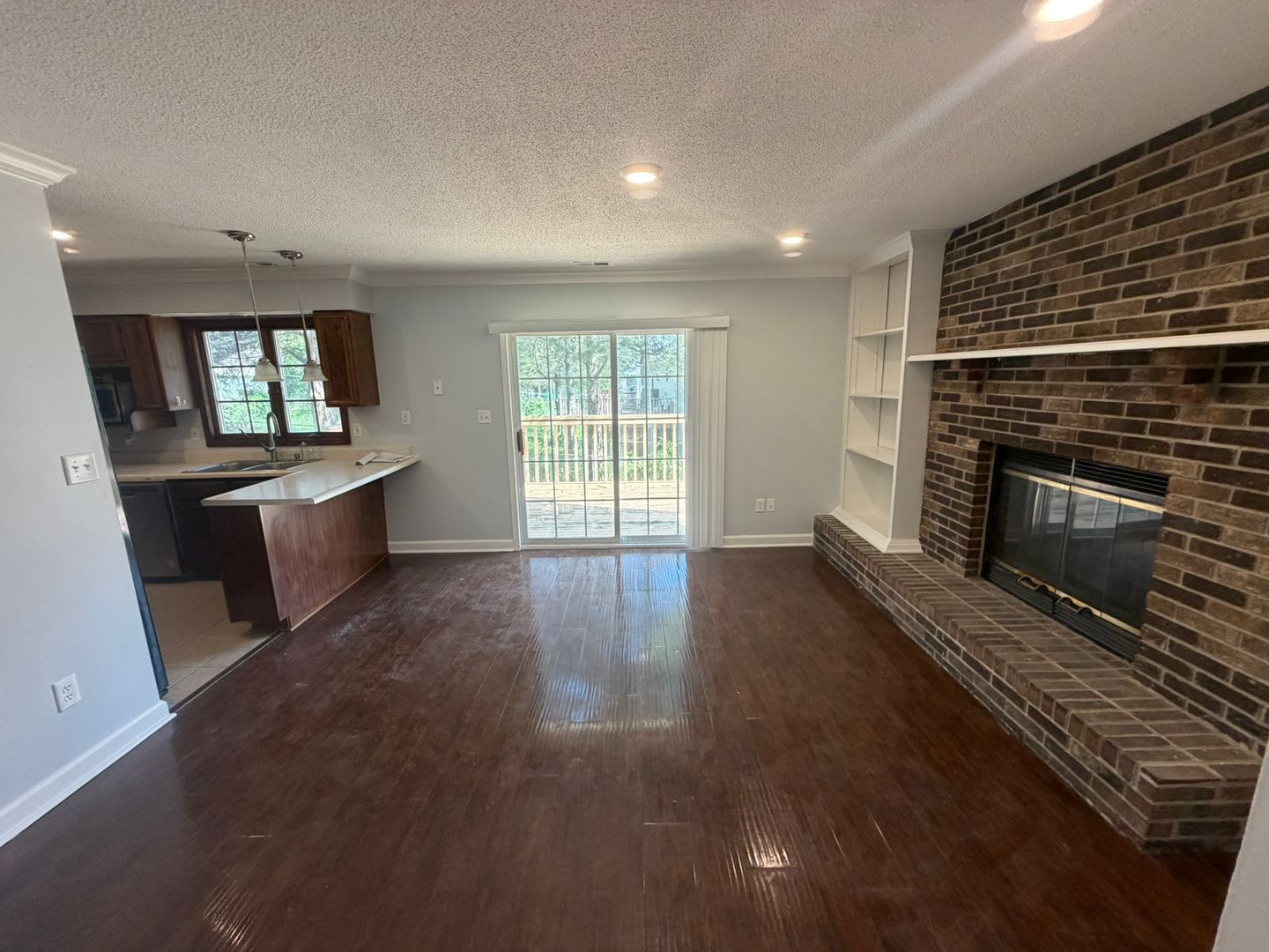 Unique 3BR/2.5BA Southwest Columbia Rental – Near Rock Bridge High! – photo 5