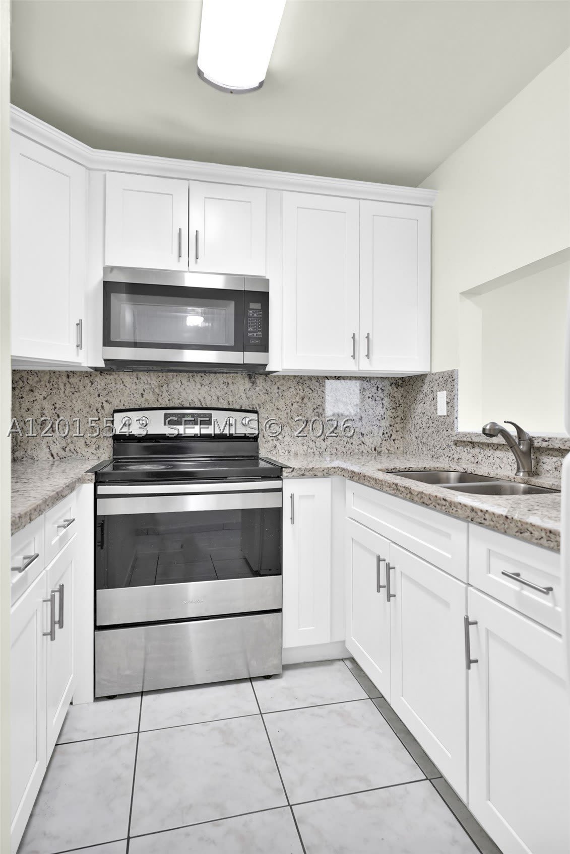11715 SW 18th St – photo 4