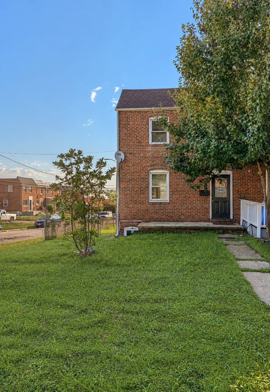 401 52nd Street – photo 1