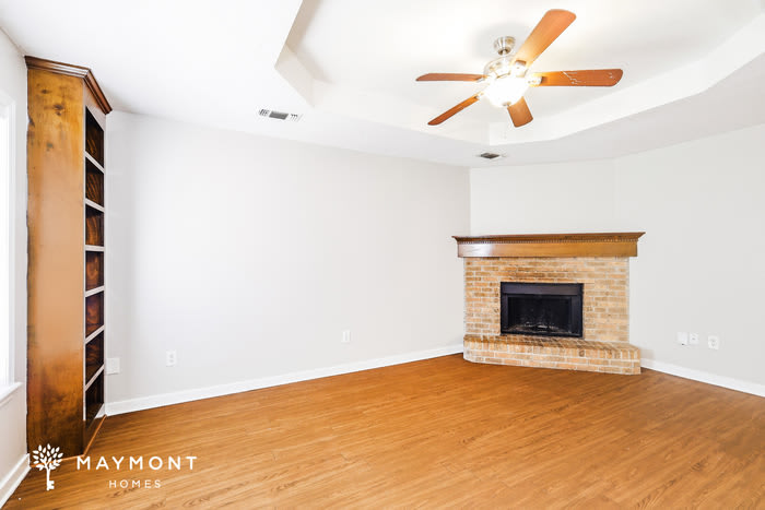 1012 Red Oak Drive – photo 3