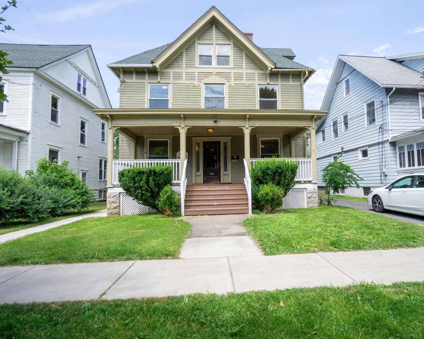 817 Euclid Ave – photo 1