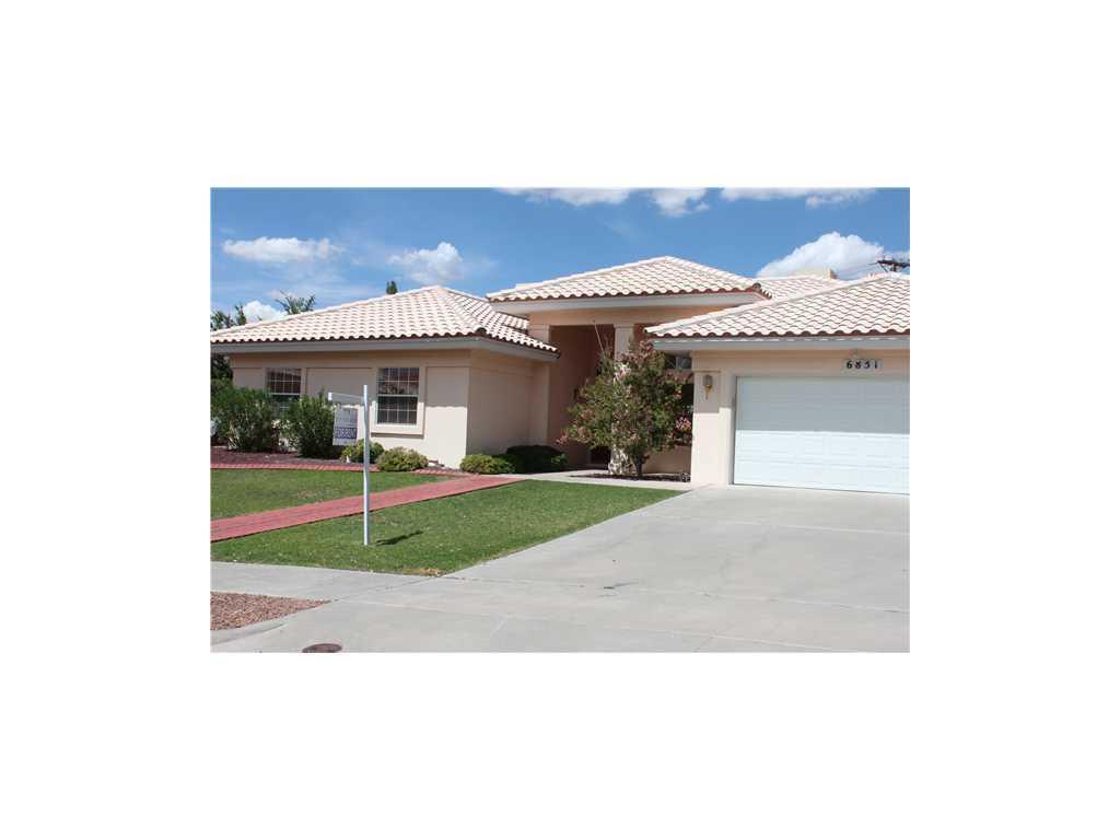 Elegant Westside Gem With Spacious Living And Exceptional Location – photo 2