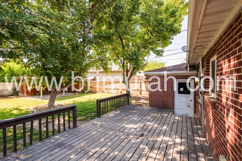 5856 S. 157 W. – photo 4