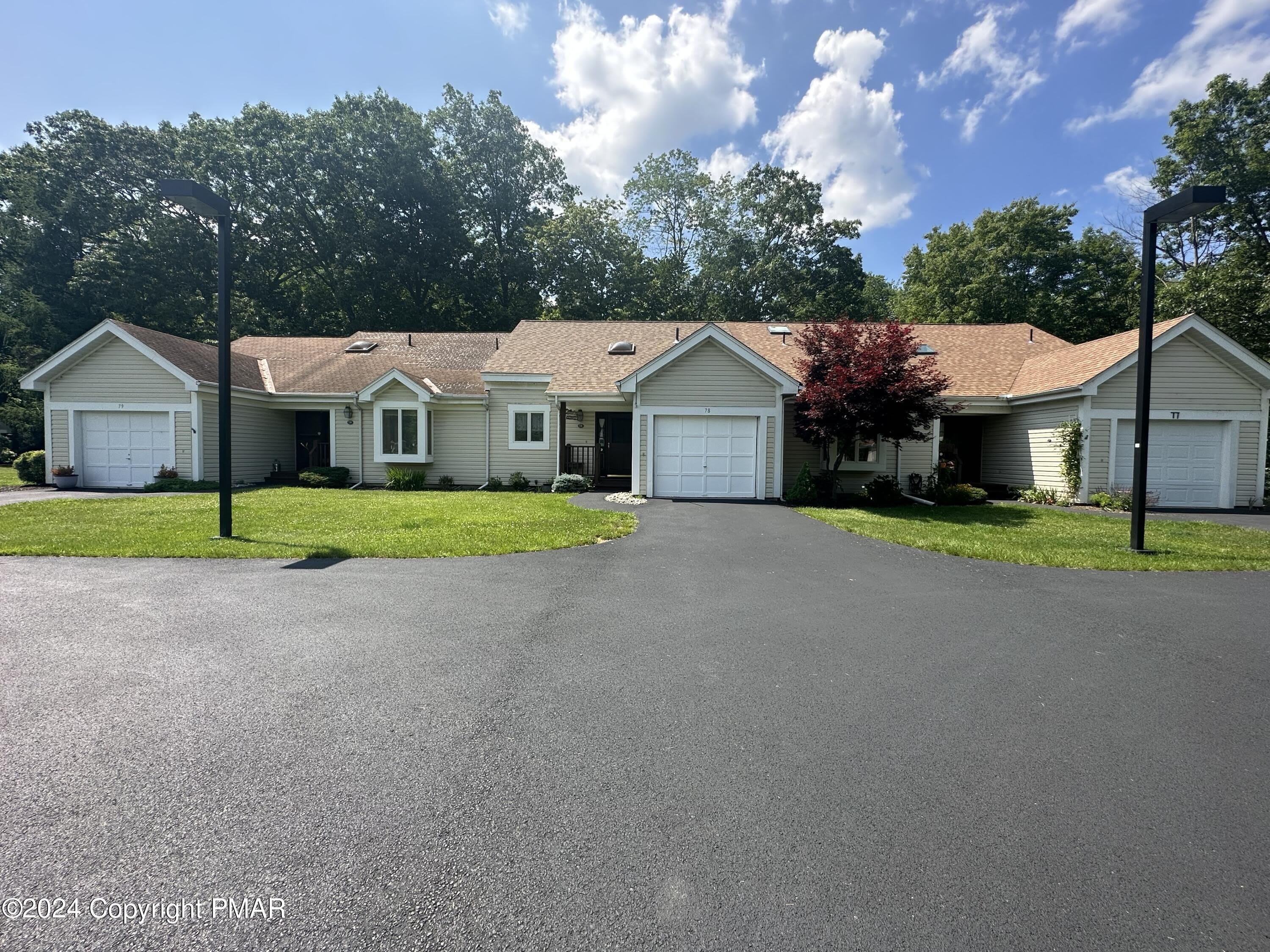 78 Village Drive – photo 2