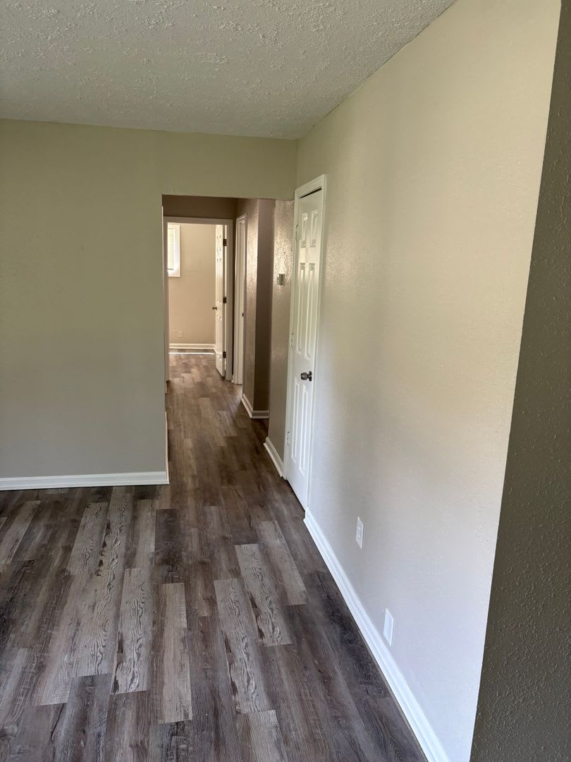 Large 3 bedroom house available – photo 4