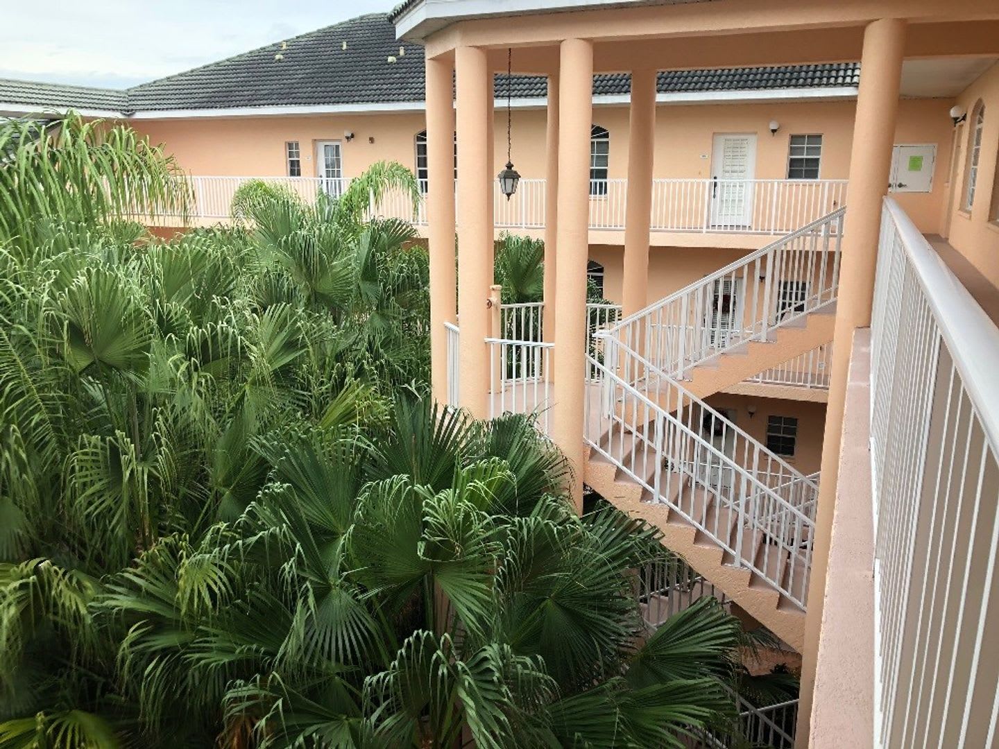 3BR/2BA/1CG Seasonal Rental in Courtyards of Gondola Park – photo 4