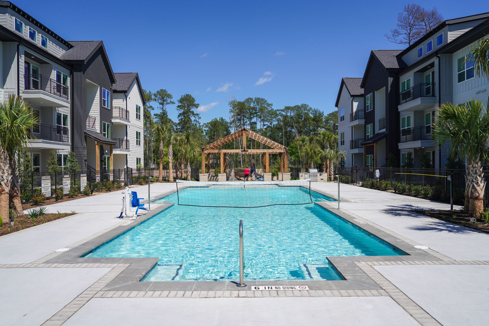 Residences at Kingwood – photo 1